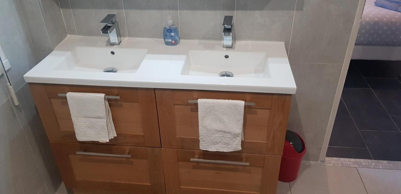 Chambre Le Mans Avec Salle De Bain Privee المظهر الخارجي الصورة